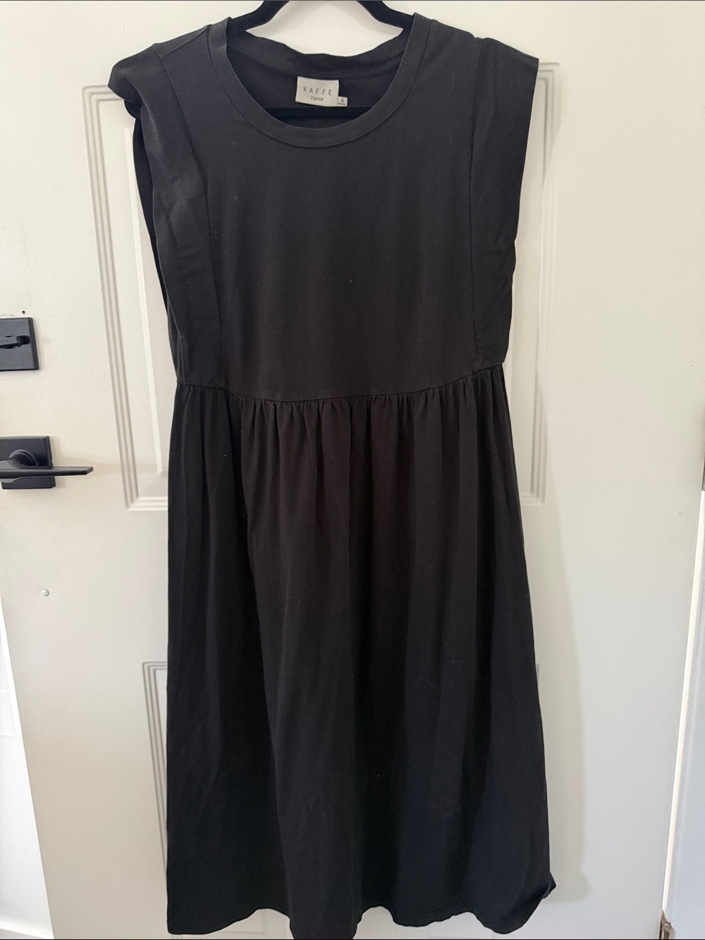 KAFFE Black Sleeveless Midi Dress with Gathered Waist